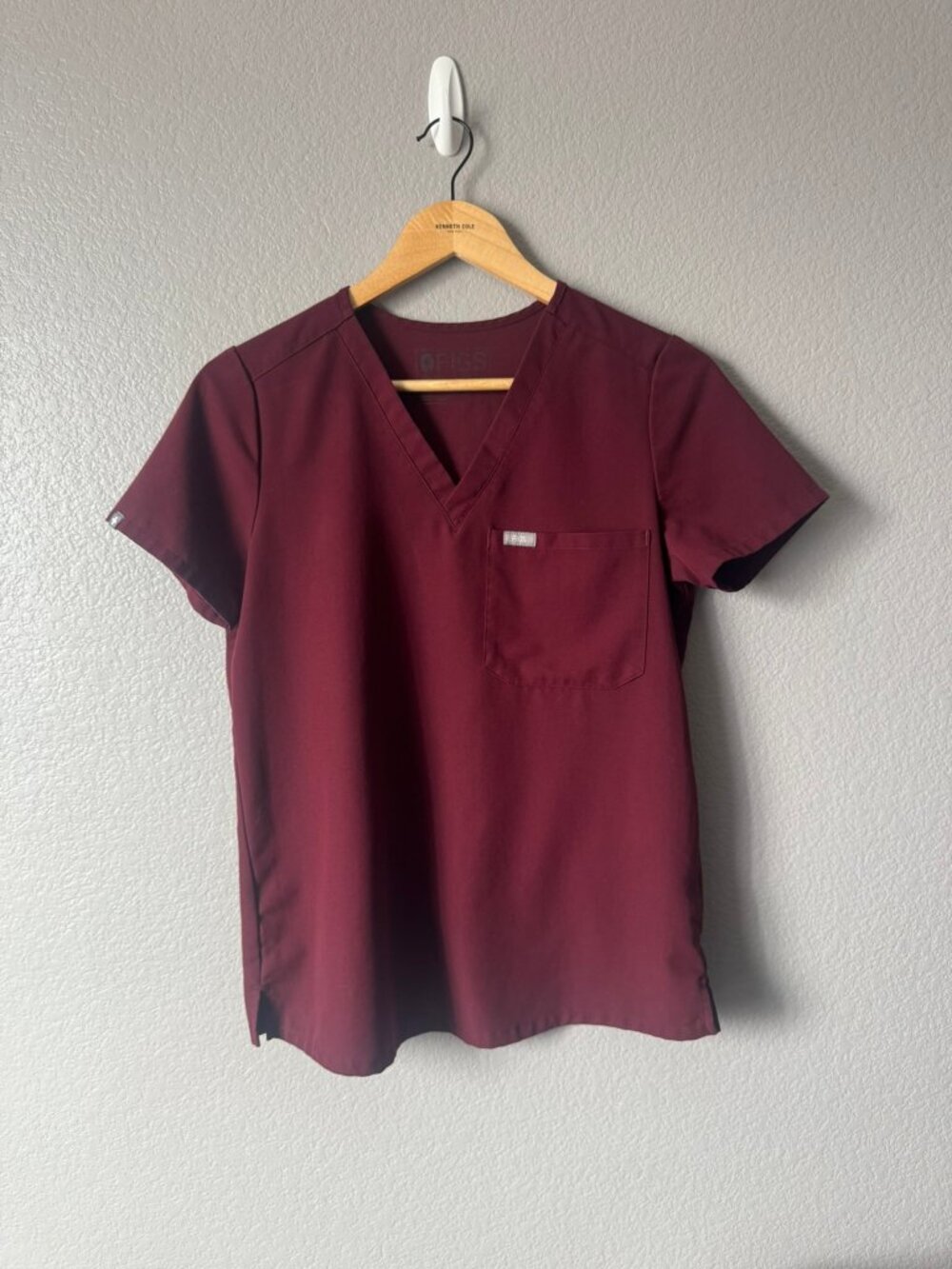 FIGS Burgundy Scrub Set - Catarina XS Top & Yola Skinny Pants Small